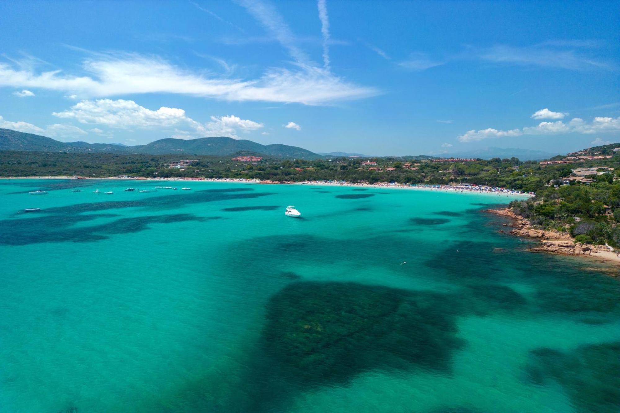 Baia Dorata Beach Apartment Porto Istana Kültér fotó