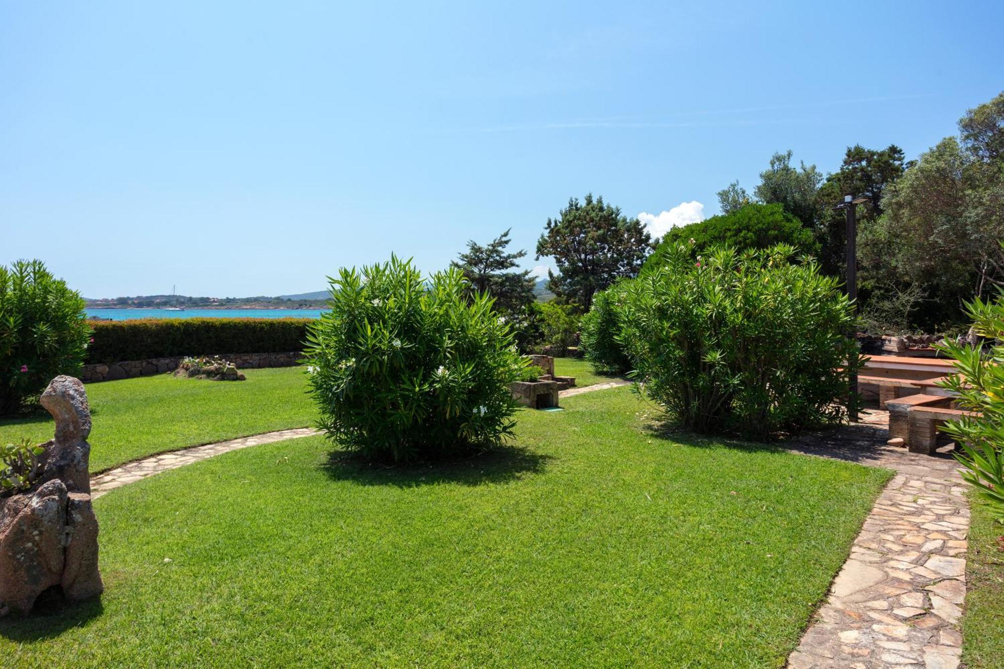 Baia Dorata Beach Apartment Porto Istana Kültér fotó
