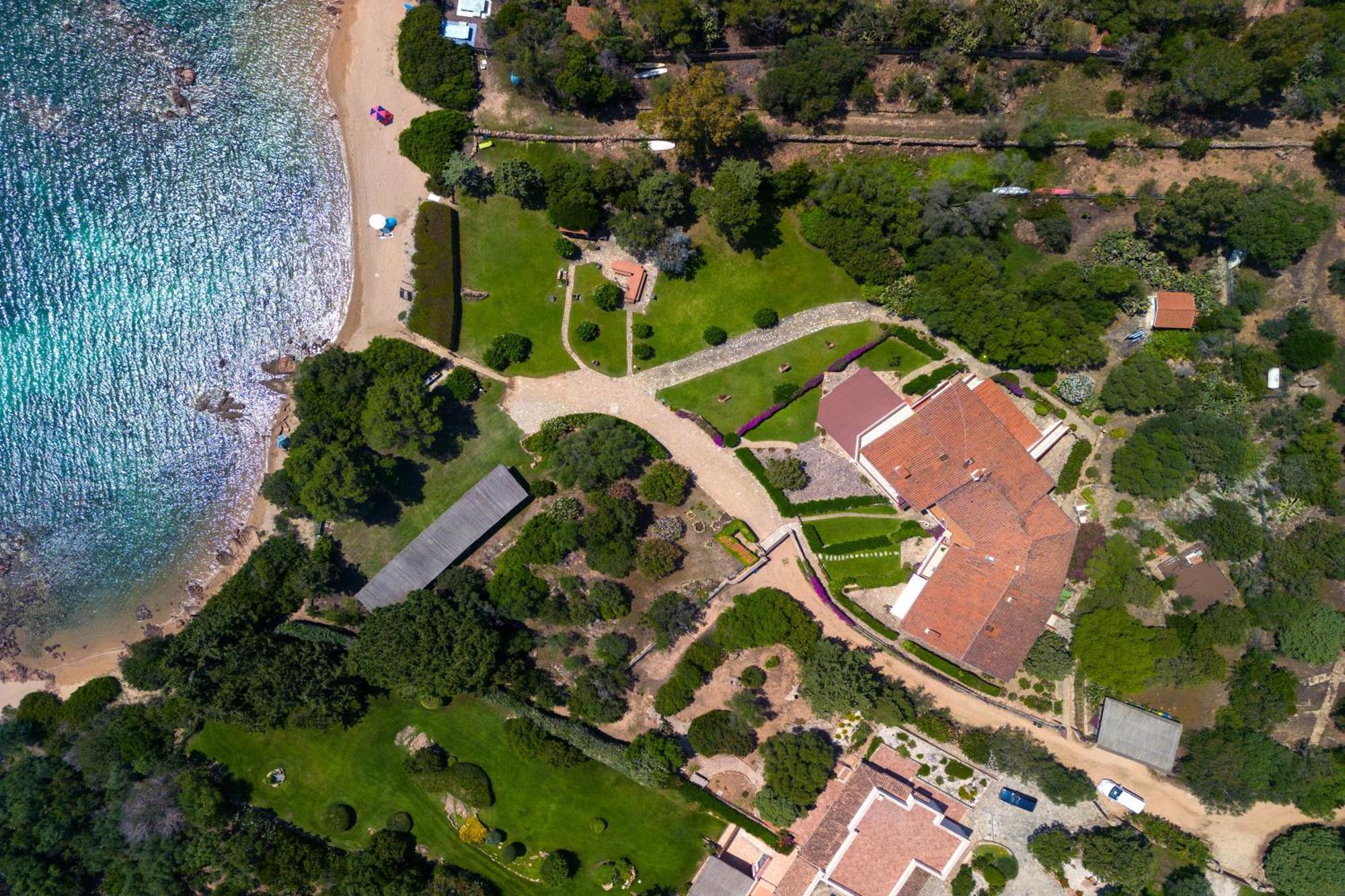 Baia Dorata Beach Apartment Porto Istana Kültér fotó